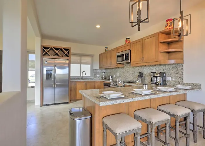 Holiday home Luxe Cabo Casa W/ Own Rooftop Patio + Pool Access! *