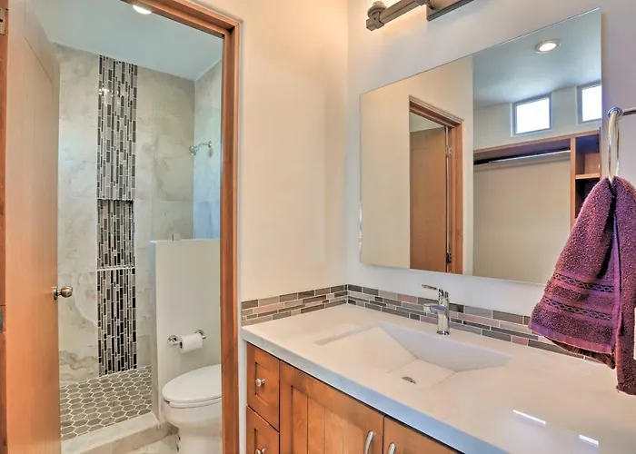 Holiday home Luxe Cabo Casa W/ Own Rooftop Patio + Pool Access! *