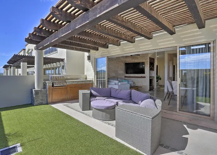 Holiday home Luxe Cabo Casa W/ Own Rooftop Patio + Pool Access! *