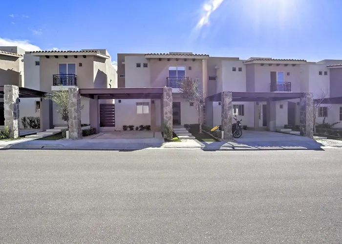 Luxe Cabo Casa W/ Own Rooftop Patio + Pool Access! * Cabo San Lucas